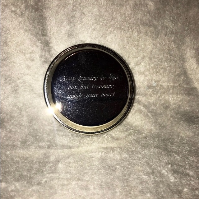 Silver Round Jewelry Box